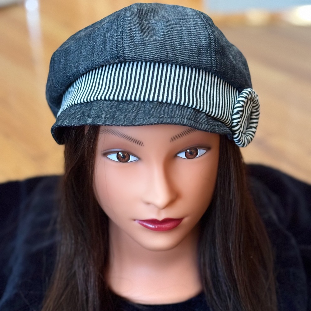 Sporty gray with pin stripes hat for women